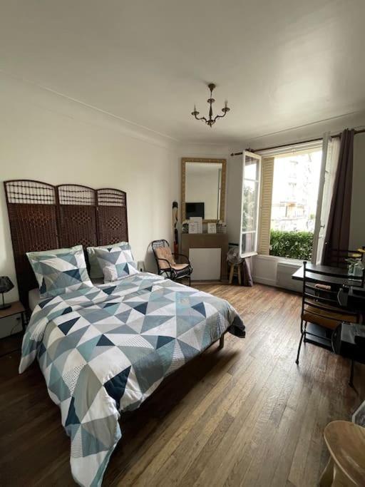 Apartment Paris Champs Elysees Direct!metro 13/asnieres/seine Asnieres-sur-Seine